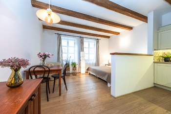 Pronájem bytu 1+kk v osobním vlastnictví 33 m², Praha 7 - Troja