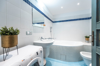 Pronájem bytu 1+kk v osobním vlastnictví 33 m², Praha 7 - Troja