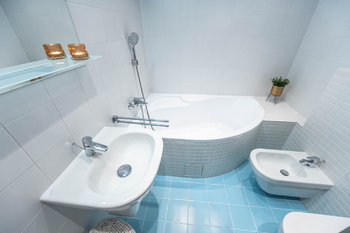 Pronájem bytu 1+kk v osobním vlastnictví 33 m², Praha 7 - Troja