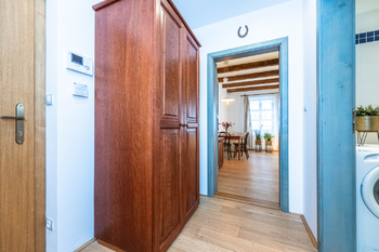 Pronájem bytu 1+kk v osobním vlastnictví 33 m², Praha 7 - Troja