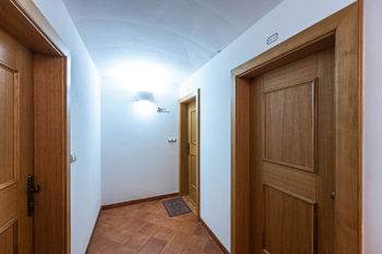 Pronájem bytu 1+kk v osobním vlastnictví 33 m², Praha 7 - Troja