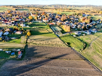 od jihu ... - Prodej pozemku 3598 m², Jiřice