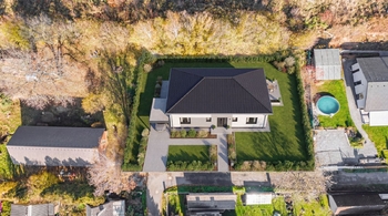 Prodej pozemku 1096 m², Jevany