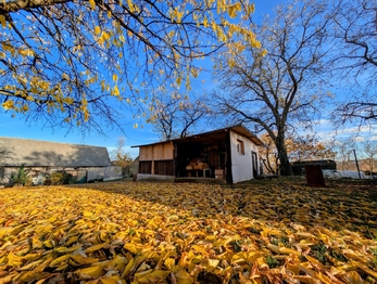 se stavbou chaty ... - Prodej pozemku 582 m², Kochánov