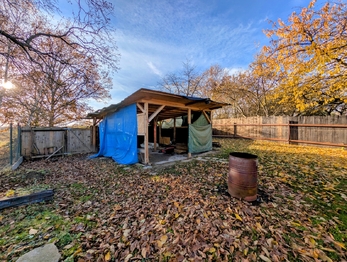dočasný přístřešek ... - Prodej pozemku 582 m², Kochánov