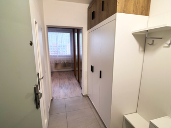 Pronájem bytu 1+kk v osobním vlastnictví 30 m², Praha 9 - Prosek