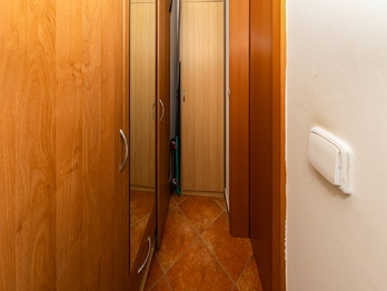 Prodej bytu 2+kk v osobním vlastnictví 51 m², Praha 10 - Záběhlice