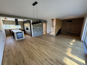 Obývací pokoj - Prodej domu 135 m², Ostrava