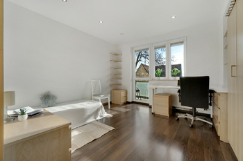 Prodej bytu 3+kk v osobním vlastnictví 70 m², Praha 8 - Troja