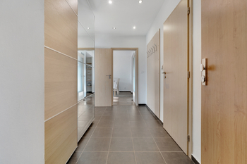 Prodej bytu 3+kk v osobním vlastnictví 70 m², Praha 8 - Troja