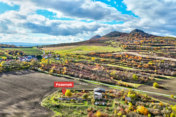 Prodej pozemku 1050 m², Chožov