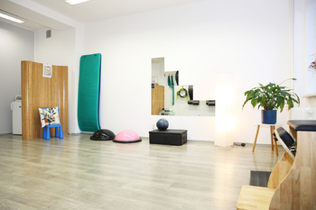 Studio - Pronájem jiných prostor 31 m², Praha 5 - Smíchov