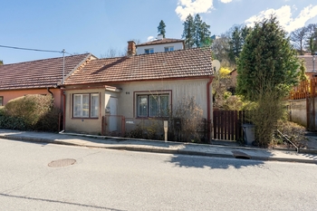 Prodej pozemku 227 m², Vranov