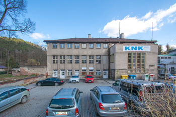 Pohled z ulice - Prodej výrobních prostor 1817 m², Úpice