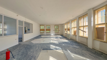 Patro 2 - Prodej výrobních prostor 1817 m², Úpice