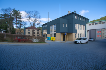 Prodej výrobních prostor 1817 m², Úpice