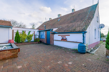 Pronájem domu 100 m², Hrušovany nad Jevišovkou