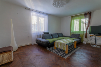 Pronájem domu 100 m², Hrušovany nad Jevišovkou