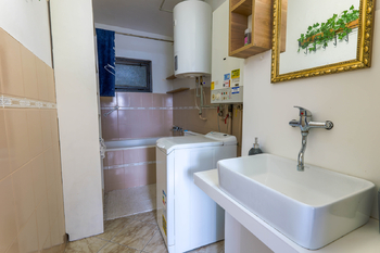 Pronájem domu 100 m², Hrušovany nad Jevišovkou