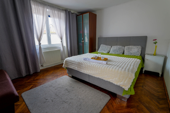 Pronájem domu 100 m², Hrušovany nad Jevišovkou