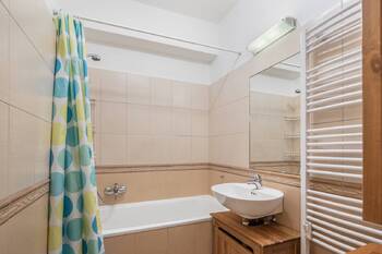 Pronájem bytu 3+kk v družstevním vlastnictví 74 m², Praha 7 - Holešovice