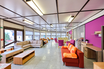 obchodní plochy - Prodej obchodních prostor 2665 m², Lišov