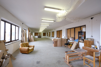 sklady - Prodej obchodních prostor 2665 m², Lišov