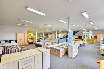 obchodní plochy - Prodej obchodních prostor 2665 m², Lišov