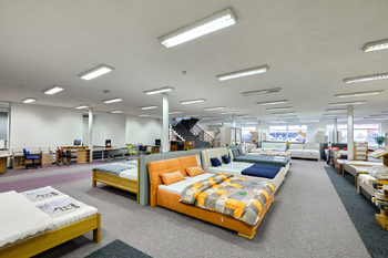 obchodní plochy - Prodej obchodních prostor 2665 m², Lišov