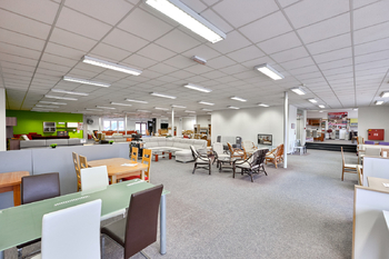 obchodní plochy - Prodej obchodních prostor 2665 m², Lišov