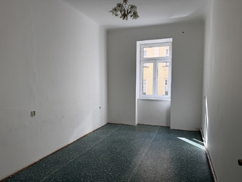 Prodej bytu 2+1 v osobním vlastnictví 61 m², Praha 10 - Vršovice