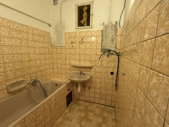 Prodej bytu 2+kk v osobním vlastnictví 62 m², Praha 10 - Vršovice