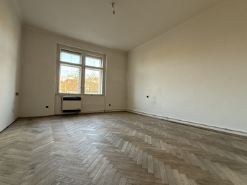 Prodej bytu 2+kk v osobním vlastnictví 62 m², Praha 10 - Vršovice