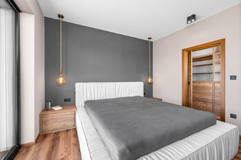 ložnice se šatnou - Prodej domu 160 m², Mladošovice