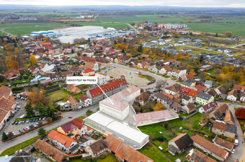 Prodej výrobních prostor 2490 m², Dašice