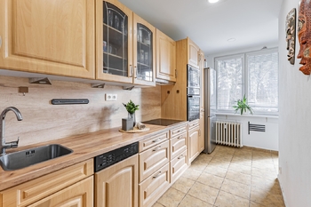 Kuchyně. - Prodej bytu 3+1 v družstevním vlastnictví 83 m², Jindřichův Hradec