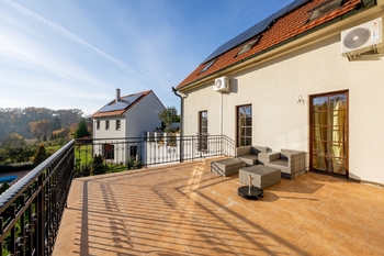 Prodej domu 300 m², Košátky