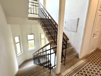 Pronájem kancelářských prostor 24 m², Kladno