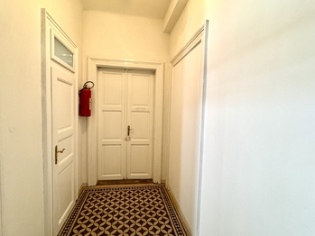 Pronájem kancelářských prostor 24 m², Kladno