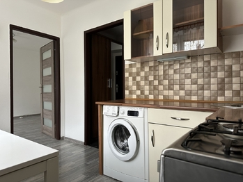 Prodej bytu 1+1 v osobním vlastnictví 31 m², Kladno