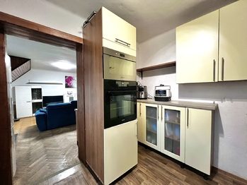 Prodej domu 300 m², Dolní Branná