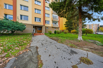 Prodej bytu 1+1 v osobním vlastnictví 39 m², Chomutov