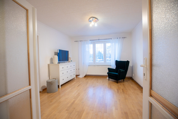 Obývací pokoj - Pronájem bytu 2+1 v osobním vlastnictví 55 m², Roudnice nad Labem
