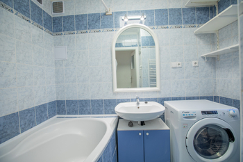 Koupelna - Pronájem bytu 2+1 v osobním vlastnictví 55 m², Roudnice nad Labem