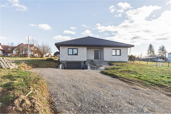 Prodej domu 386 m², Dębowiec