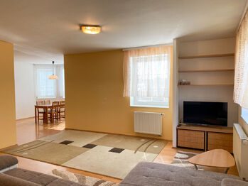 Pronájem bytu 3+kk v osobním vlastnictví 110 m², Vestec