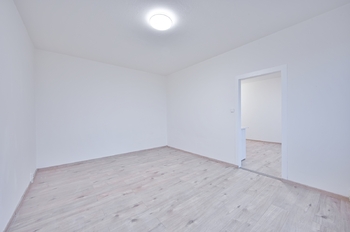 Pronájem bytu 1+1 v osobním vlastnictví 38 m², Aš