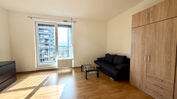 Pronájem bytu 1+kk v osobním vlastnictví 36 m², Praha 10 - Malešice