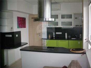 Pronájem bytu 1+kk v osobním vlastnictví 30 m², Pardubice