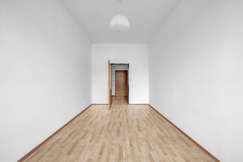 Pronájem bytu 2+1 v osobním vlastnictví 67 m², Milovice